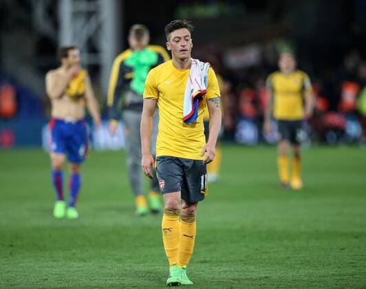 Arsenal s Mesut Ozil looks on dejected at the final whisle during the Premier League match at Selhurst Park Stadium, London. Picture date: April 10th, 2017. Pic credit should read: David Klein Sportimage EDITORIAL USE ONLY. No use with unauthorised audio, video, data, fixture lists, club league logos or live services. Online in-match use limited to 120 images, no video emulation. No use in betting, games or single club league player publications.