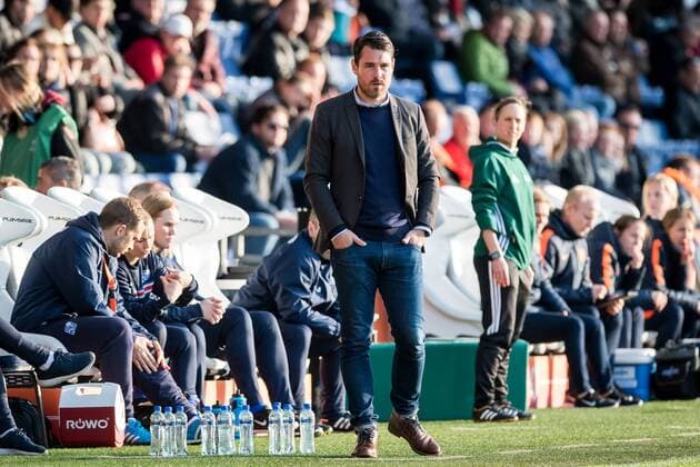 coach Freyr Alexandersson of Icelandduring the friendly match between the women of Netherlands and Iceland at the Vijverberg stadium on April 11, 2017 in Doetinchem, The Netherlands Women: Netherlands v Iceland Friendly match 2016 2017 xVIxRonaldxBonestrooxfotografiexIVx 7552453
