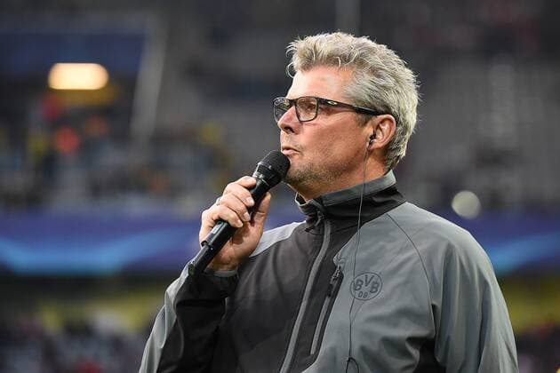 Fußball Champions League Viertelfinale Borussia Dortmund - AS Monaco am 11.04.2017 im Signal Iduna Park in Dortmund Norbert Dickel ( Stadionsprecher Dortmund ) xRx