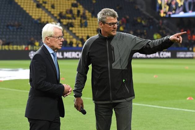 Fußball Champions League Viertelfinale Borussia Dortmund - AS Monaco am 11.04.2017 im Signal Iduna Park in Dortmund Dr. Reinhard Rauball ( Präsident Dortmund ), links - Norbert Dickel ( Stadionsprecher Dortmund ), rechts xRx