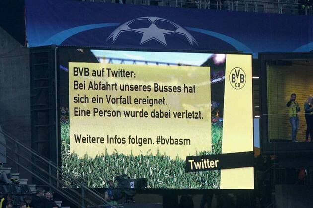 Anzeigetafel mit der Nachricht das eine Person im Bus verletzt wurde, Borussia Dortmund vs AS Monaco, UEFA Champions League, Viertelfinale, Fussball, 11.04.2017, Dortmund Copyright: xLangerx xEibner-Pressefotox EP_HLR
