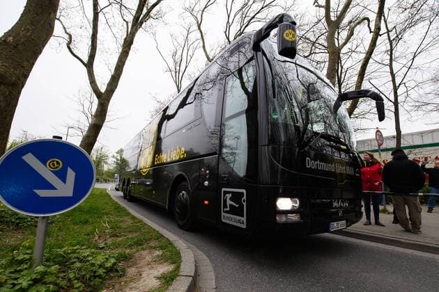 GER, UEFA CL, Borussia Dortmund (GER) vsÊAS Monaco FC (MCO) 12.04.2017, Signal Iduna Park, Dortmund, Viertelfinale Hinspiel, GER, UEFA CL, Borussia Dortmund (GER) vsÊAS Monaco FC (MCO), im Bild Bus mit Mannschaft BVB Dortmund trifft am Stadion ein Foto © nordphoto Kurth nordphotox xKurth
