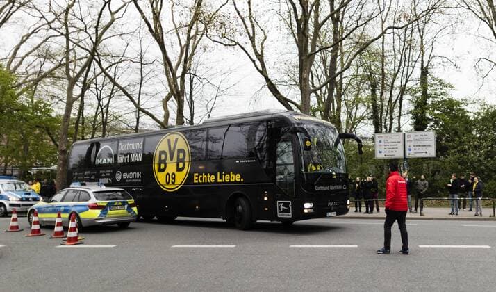 Dortmund, 12.04.2017 Mannschaftsbus auf dem Weg ins Stadion Borussia Dortmund - AS Monaco
