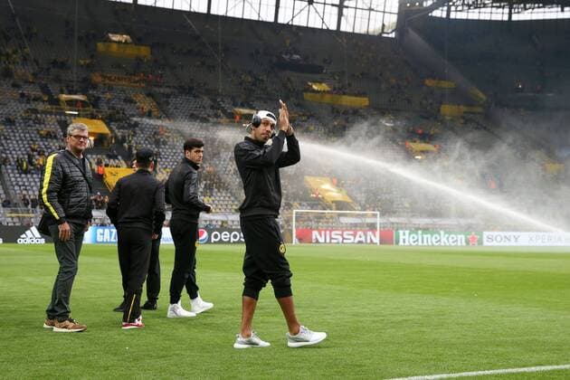 DORTMUND 12.04.2017 PIERWSZY MECZ 1 4 FINALU CWIERCFINAL LIGA MISTRZOW SEZON 2016 17 --- UEFA CHAMPIONS LEAGUE QUARTERFINAL MATCH: BORUSSIA DORTMUND - AS MONACO PILKARZE BORUSSII PIERRE-EMERICK AUBAMEYANG FOT. PIOTR KUCZA FOTOPYK NEWSPIX.PL --- Newspix.pl FRANCE OUT!  170412PYK046
