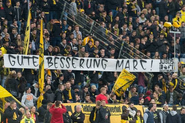 Bilder des Tages - SPORT Dortmund, Germany 12.03.2017, UEFA Champions League - 2016 17 Season, BV Borussia Dortmund - AS Monaco, BVB Fans mit banner fuer Marc Bartra (BVB), gute besserung marc ( DeFodi001