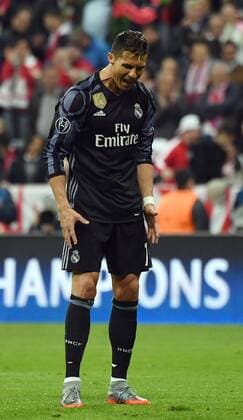 12.04.2017, xjhx, Fussball UEFA Champions League, FC Bayern Muenchen - Real Madrid, emspor, v.l. Cristiano Ronaldo (Real Madrid) enttaeuscht, enttaeuscht schauend, dissapointed Muenchen