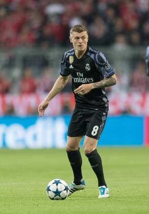 SOCCER - CL, Bayern vs Madrid MUNICH,GERMANY,12.APR.17 - SOCCER - UEFA Champions League, quarterfinal, FC Bayern Muenchen vs Real Madrid CF. Image shows Toni Kroos (Madrid). GEPAxpictures xMarkusxFischer
