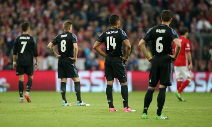 Fußball UEFA Champions League: FC Bayern Muenchen - Real Madrid , Saison 2016 2017, Viertelfinale, Hinspiel, quarter finals, first leg, 12.04.2017, xmdx, 1-0 per kopfball durch Arturo VIDAL (23, FC Bayern Muenchen), gegen Keylor NAVAS (1, Goalkeeper, Real Madrid), torjubel FC Bayern Muenchen - Real Madrid