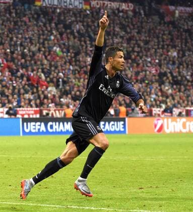 12.04.2017, Fussball Champions-League 2016 2017, Viertelfinale Hinspiel, FC Bayern München - Real Madrid, in der Allianz-Arena München. Torjubel Christiano Ronaldo (Real Madrid). 