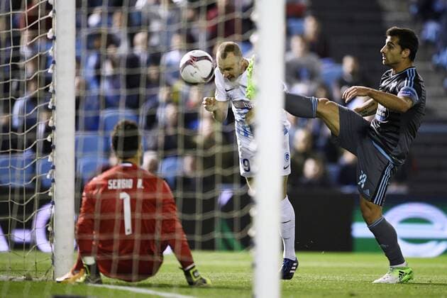 Genk s Thomas Buffel scoring the 3-2 goal during a soccer game between Spanish club Real Club Celta de Vigo and Belgian team KRC Genk, Thursday 13 April 2017, in Vigo, Spain, the first leg of the quarter finals of the Europa League competition. YORICKxJANSENS  x05081241x