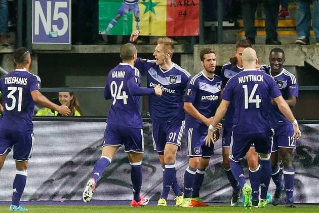Anderlecht s Leander Dendoncker celebrates after scoring during a soccer game between Belgian team RSC Anderlecht and English club Manchester United ManU F.C. in Brussels, Thursday 13 April 2017, the first leg of the quarter finals of the Europa League competition. BRUNOxFAHY  x05081270x