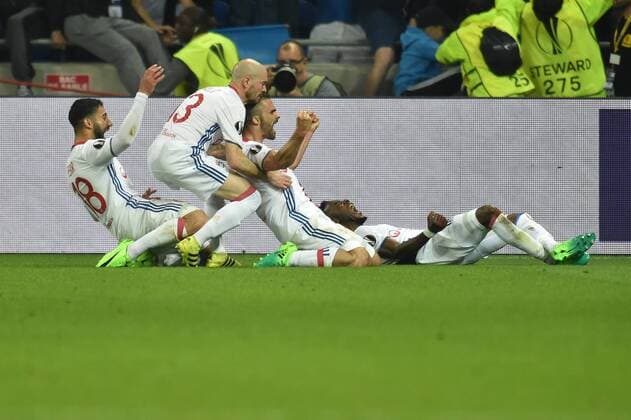 Joie de Nabil Fekir - Christophe Jallet - Jeremy Morel - Maxell Cornet (lyon) FOOTBALL : Lyon vs Besiktas - Ligue Europa - 1 4e de finale - 13 04 2017 FredericChambert Panoramic 