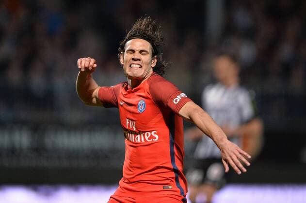 Themen der Woche - SPORT Bilder des Tages - SPORT Fußball, Angers SCO - Paris St. Germain 09 EDINSON CAVANI (psg) - JOIE - COLERE FOOTBALL : Angers vs Paris SG - Ligue 1 - 14 04 2017 AnthonyBIBARD FEP Panoramic 