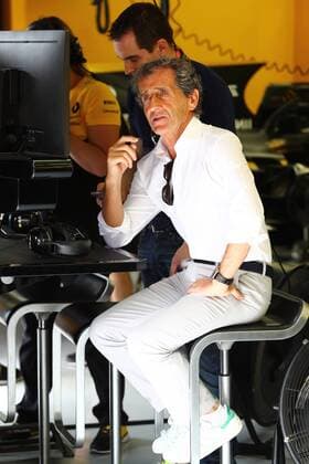 Bahrain Grand Prix, Sakhir 13 - 16 April 2017 15.04.2017 - Free Practice 3, Alain Prost (FRA) Renault F1 Team Special Advisor 