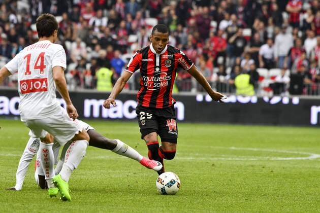 Fußball, OGC Nizza - AS Nancy Dalbert henrique (OGC Nice) FOOTBALL : Nice vs Nancy - Ligue 1 - 15 04 2017 NorbertScanella Panoramic 