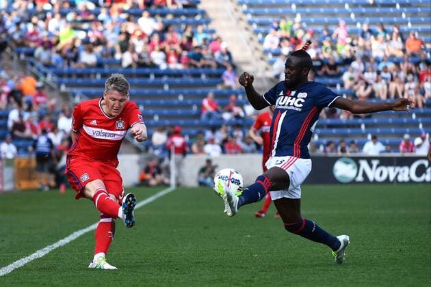 CHICAGO, IL - APRIL 15: New England Revolution forward Kei Kamara (23) blocks Chicago Fire midfielder Bastian Schweinsteiger (31) pass during a game between the Chicago Fire and New England Revolution on April 15, 2017, at Toyota Park in Chicago, Illinois. (Photo by Quinn Harris Icon Sportswire) SOCCER: APR 15 MLS Fussball Herren USA - NE Revolution at Chicago Fire Icon17415004 EDITORIAL USE ONLY