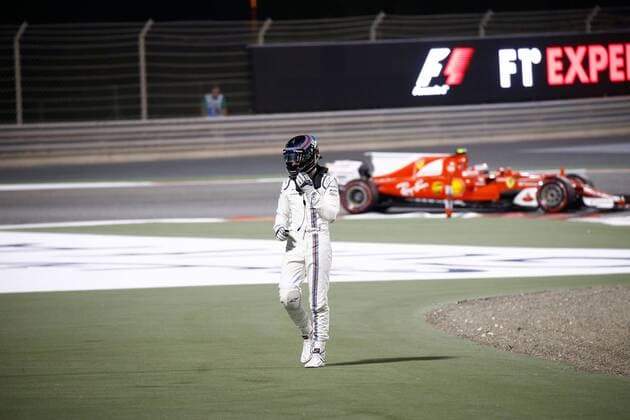 Motorsports: FIA Formula One World Championship WM Weltmeisterschaft 2017, Grand Prix of Bahrain, 18 Lance Stroll ( CAN, Williams Martini Racing), Walking on track Sakhir Bahrain xHOCHxZWEIx