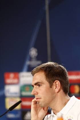 FC Bayern Munchen s Philipp Lahm in press conference PK Pressekonferenz before training session. April 17,2017.  (20170417166)