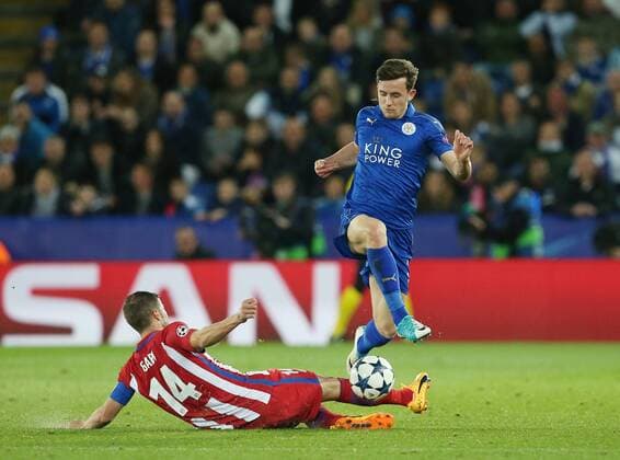 Leicester s Ben Chilwell tussles with Atletico s Gabi during the Champions League Quarter-Final 2nd leg match at the King Power Stadium, Leicester. Picture date: April 18th, 2017. Pic credit should read: David Klein Sportimage EDITORIAL USE ONLY. No use with unauthorised audio, video, data, fixture lists, club league logos or live services. Online in-match use limited to 120 images, no video emulation. No use in betting, games or single club league player publications.
