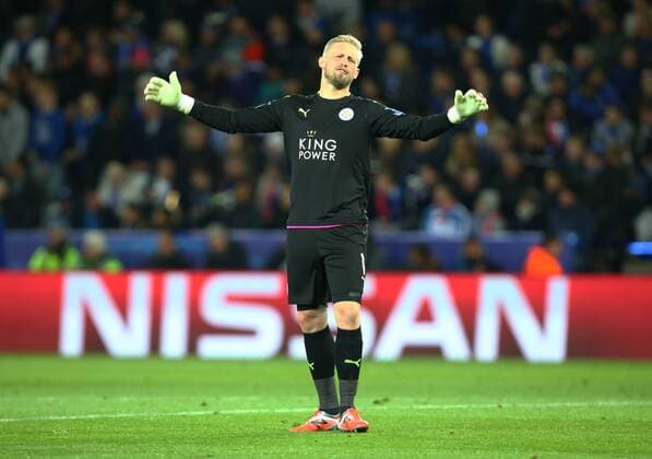 April 18, 2017 - Leicester, England, United Kingdom - Leicester City s Kasper Schmeichel during UEFA Champions League - Quarter-Finals match between Leicester City and Atletico Madrid at King Power Stadium, Leicester, 18 April 2017 Leicester City v Club Atletico de Madrid - UEFA Champions League Quarter Final: Second Leg  - ZUMAn230 20170418_zaa_n230_148 Copyright: xKieranxGalvinx