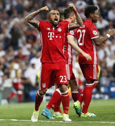 Partido de vuelta de cuartos de final de la Liga de Campeones entre el Real Madrid y el Bayern. En la imagen, Vidal. Second leg match of Champions League quarterfinals between Real Madrid and Bayern. In this picture, Vidal. xPABLOxMORENOx 