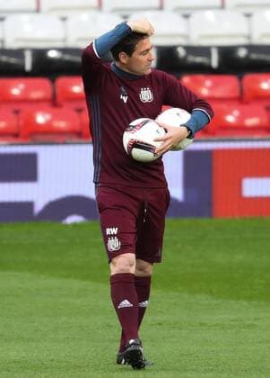 Anderlecht s head coach Rene Weiler gestures during the training session of Belgian soccer team RSC Anderlecht in Manchester, UK, Wednesday 19 April 2017. Tomorrow Anderlecht is playing the return leg game of the quarterfinals of the Europa League competition against UK team Manchester United ManU VIRGINIExLEFOUR  x05083746x