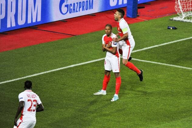 Joie AS Monaco - Radamel Falcao (AS Monaco) - Kylian Mbappe (AS Monaco) Monaco vs Borussia dortmund - Ligue des Champions - 1 4 Retour - 19 04 2017 NorbertScanella Panoramic 
