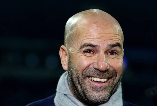 Cheftrainer Peter Bosz (Ajax Amsterdam) beim Europa League Viertelfinal Rückspiel (Saison 2016 17) FC Schalke 04 - Ajax Amsterdam Copyright: Thomas Pakusch