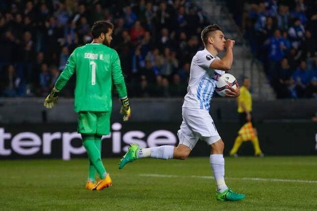Genk s Leandro Trossard celebrates after scoring during the return leg of quarterfinals in the Europa League competition between Belgian soccer team RC Genk and Spanish team Celta Vigo, Thursday 20 April 2017, in Genk. First leg ended on a 2-3 result in Spain. BRUNOxFAHY  x05084182x