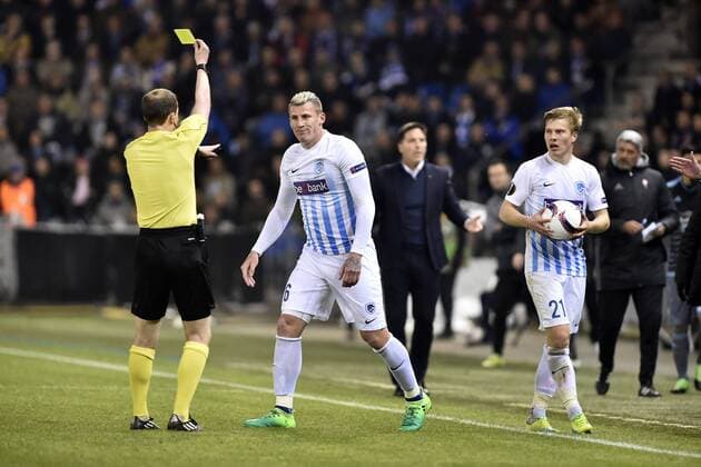 GENK, BELGIUM - APRIL 20 : Sebastien Dewaest defender of KRC Genk gets a yellow card during the Europa League Quarter Finals 2nd leg game between KRC Genk and Celta De Vigo on April 20, 2017 in Genk, Belgium, 20 04 2017 FOOTBALL : KRC Genk vs Celta De Vigo - Europa League - 20 04 2017 PHOTONEWS PANORAMIC  700023042