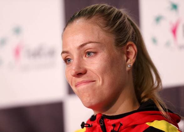 Stuttgart Tennis Fed Cup Deutschland vs. Ukraine, Angelique Kerber (GER) auf der Pressekonferenz