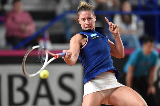 Pauline Parmentier TENNIS : Pauline Parmentier vs Sara Soribes Tormo - 22 04 2017 FredericChambert Panoramic 