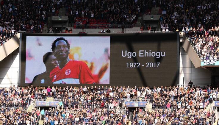 April 22nd 2017, Wembley Stadium, London England; Emirates FA Cup semi-final Chelsea versus Tottenham Hotspur; Wembley Stadium observe a minutes applause before kick off, in memory of Uho Ehiogu, who sadly passed away this week xMarkxKertonx  ActionPlus11870810