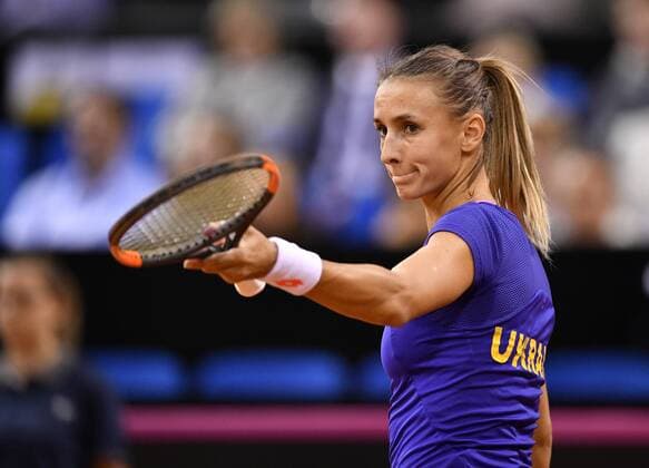 Lesia Tsurenko (UKR) Gestik, Geste Tennis Damen Team Deutschland Germany Fed Cup Federations FedCup 2017 Deutschland vs Ukraine Porsche-Arena Stuttgart 23.04.2017 FedCup First Round Porsche-Arena Stuttgart 2017