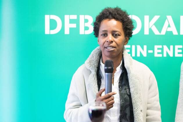Pressekonferenz zum DFB-Pokalfinale der Frauen am 25. April 2017 im RheinEnergie Stadion in Köln. Shary Reeves ( Pokalbotschafterin ) Das Pokalfinale findet am 27. Mai 2017 zwischen SC Sand und dem VfL Wolfsburg in Köln statt. Pressekonferenz - DFB Pokalfinale der Frauen