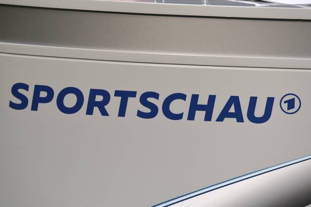 Fussball, Saison 2016 2017, DFB Pokal halbfinale , Borussia Mönchengladbach vs Eintracht Frankfurt, 25.04.2017, Borussia Park, Mönchengladbach, Sportschau, Symbolfoto
