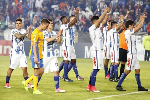 Fußball, CF Pachuca gewinnt Concacaf-Champions-League April 27, 2017 - Mexico - EUM20170427DEP07.JPG.PACHUCA, Hgo.- Soccer Futbol-Copa-MX-Final.- 26 de abril 2017. Los Tuzos del Pachuca derrotan este miercoles 1-0 global (2-1) a los Tigres de la UANL en el estadio Hidalgo y se coronan campeones de la Copa MX, convirtiendose en el primer clasificado oficial para el Mundial de Clubes. Foto: Agencia EL UNIVERSAL Agustin Salinas RCC Latin News - April 27, 2017  - ZUMAu78_ 20170427_zaf_u78_006 Copyright: xAgustinxSalinasx