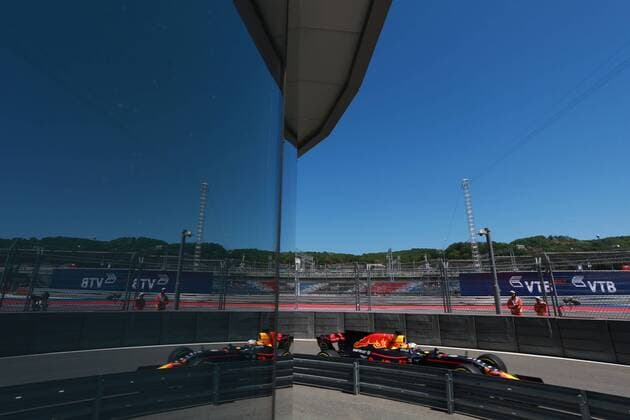Motorsports: FIA Formula One World Championship WM Weltmeisterschaft 2017, Grand Prix of Russia, 3 Daniel Ricciardo (AUS, Red Bull Racing), Sotschi Russia xHOCHxZWEIx
