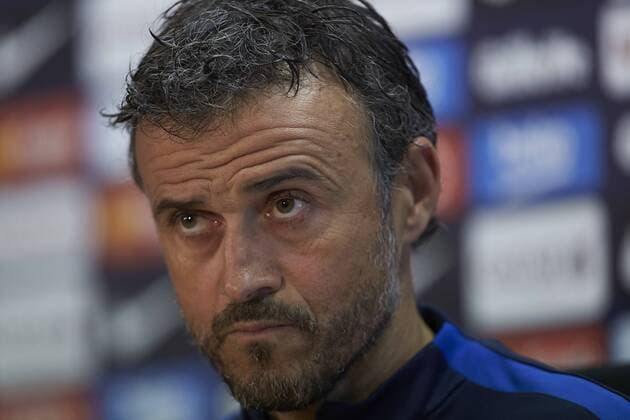 FC Barcelona Barca s head coach, Luis Enrique, offers a press conference PK Pressekonferenz following a training session of the team at the Joan Gamper sports facilities in Barcelona, northeastern Spain, 28 April 2017. FC Barcelona will face RCD Espanyol in a Spanish Primera Division League soccer match on 29 April. Press conference of FC Barcelona !ACHTUNG: NUR REDAKTIONELLE NUTZUNG!  Copyright: xALEJANDROxGARCÍAx GRA238 20170428-636289864178633308