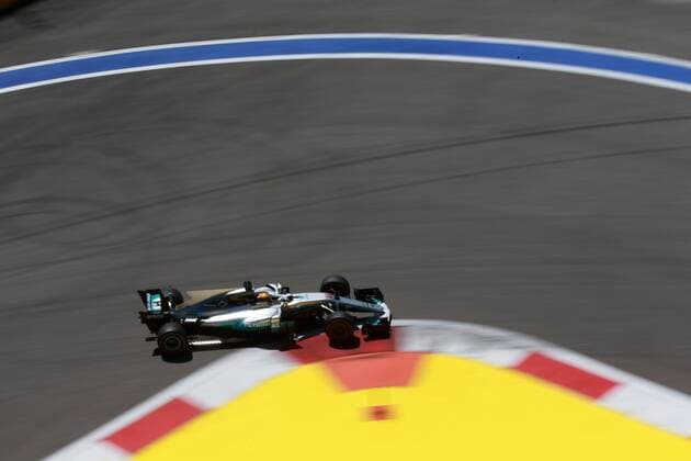 Motorsports: FIA Formula One World Championship WM Weltmeisterschaft 2017, Grand Prix of Russia, 44 Lewis Hamilton (GBR, Mercedes AMG Petronas F1 Team), Sotschi Russia xHOCHxZWEIx