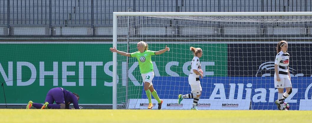 Torjubel Pernille Harder (VfL Wolfsburg)