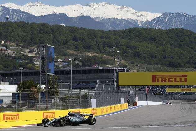 Motorsports: FIA Formula One World Championship WM Weltmeisterschaft 2017, Grand Prix of Russia, 44 Lewis Hamilton (GBR, Mercedes AMG Petronas F1 Team), Sotschi Russia xHOCHxZWEIx