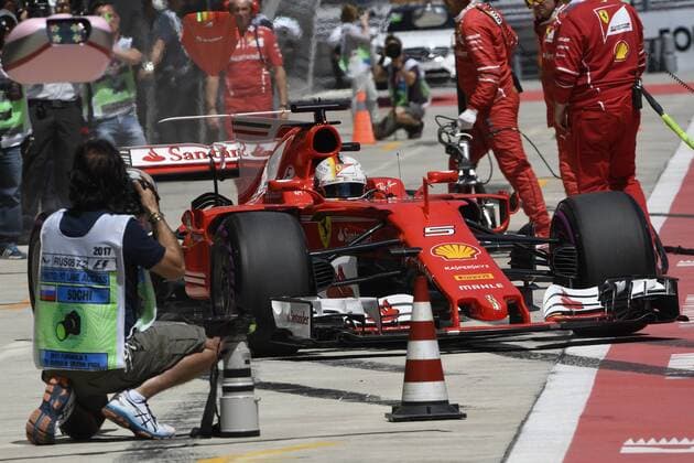 Motorsports: FIA Formula One World Championship WM Weltmeisterschaft 2017, Grand Prix of Russia, 5 Sebastian Vettel (GER, Scuderia Ferrari) Sotschi Russia xHOCHxZWEIx