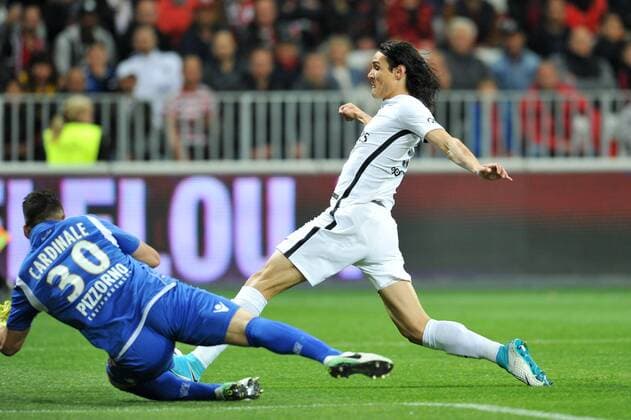 09 EDINSON CAVANI (psg) FOOTBALL : Nice vs Paris SG - Ligue 1 - 30 04 2017 FEP Panoramic 