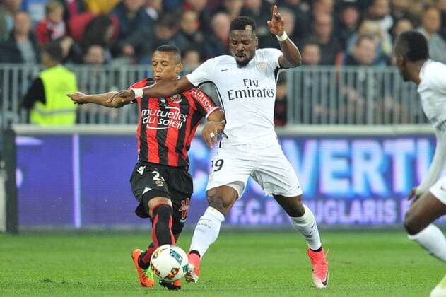29 Dalbert HENRIQUE (nice) - 19 SERGE AURIER (psg) FOOTBALL : Nice vs Paris SG - Ligue 1 - 30 04 2017 FEP Panoramic 