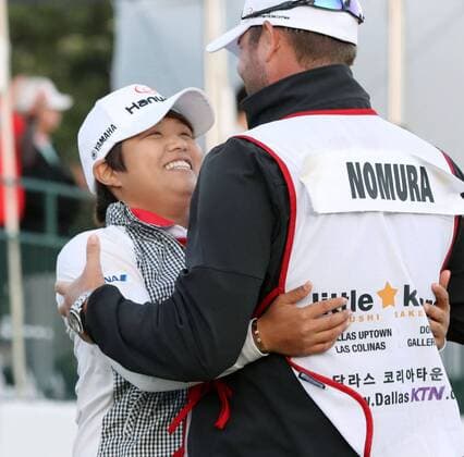 Nomura beats Kerr in 6-hole playoff to win Texas Shootout Japan s Harukyo Nomura (L) celebrates after defeating 20-year veteran Cristie Kerr in a six-hole playoff on April 30, 2017, to earn her third LPGA Golf Damen Tour victory at the Volunteers of America Texas Shootout in Irving, Texas. 