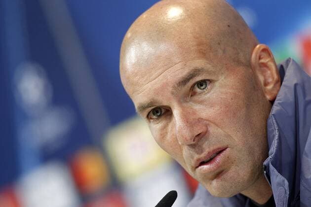 Real Madrid s coach Zinedine Zidane in press conference PK Pressekonferenz after training session. May 1,2017.  (20170501116)