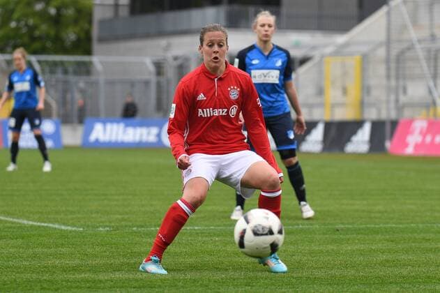 v.li.: Vanessa Bürki (Vanessa Buerki, FC Bayern München, FCB, 9), Fussball,Allianz Frauen-Bundesliga, FC Bayern München - TSG 1899 Hoffenheim, xslx
