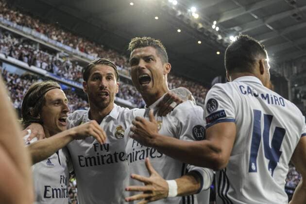 Themen der Woche - Sport Bilder des Tages - SPORT Cristiano Ronaldo of Real Madrid celebrates after scoring a goal during the match of Champions League between Real Madrid and Atletico de Madrid at Santiago Bernabeu Stadium in Madrid, Spain. May 02, 2017.  (20170502014)