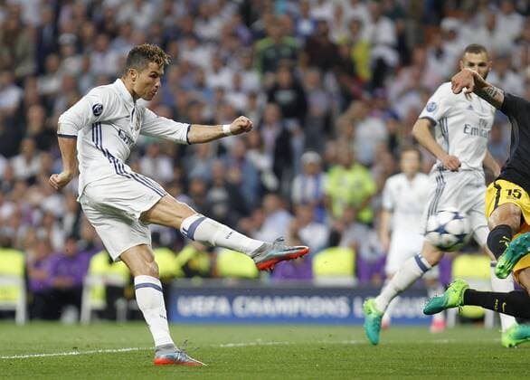 Soccer match between Real Madrid and Atletico de Madrid of first round of semifinals of the Champions League 2016 2017, held at the Santiago Bernabeu stadium, in Madrid, May 2, 2017. (Photo: J. Luis Cuesta 261 Cordon Press). Cristiano Ronaldo score  xJosexLuisxCuestax xx